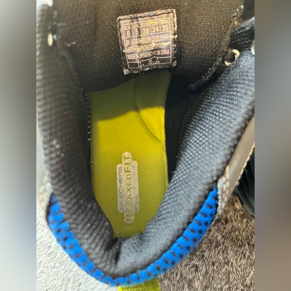 Skechers boys size 6 - Picture 8 of 8